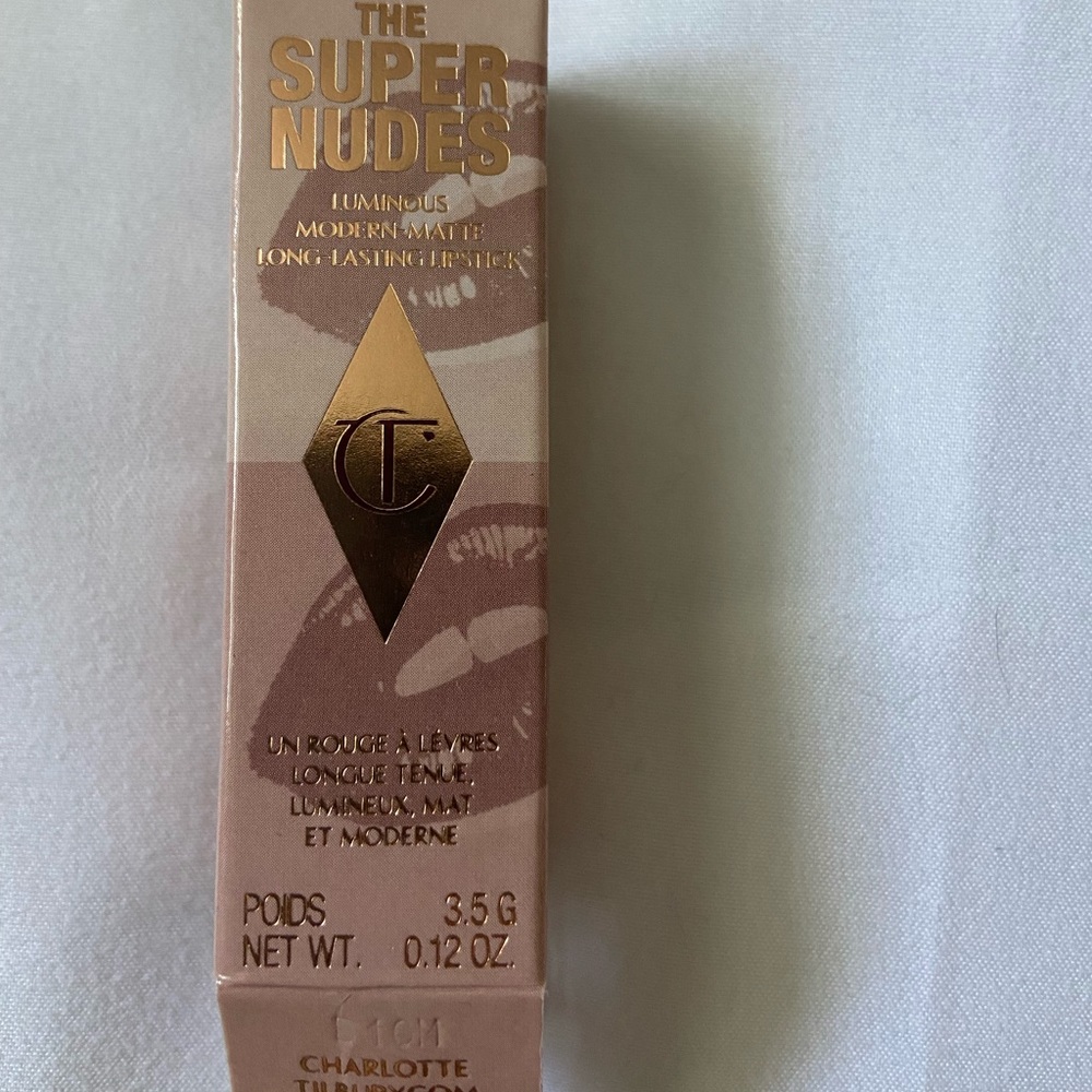 Charlotte Tilbury THE SUPER NUDE lipstick- SUPER FABULOUS